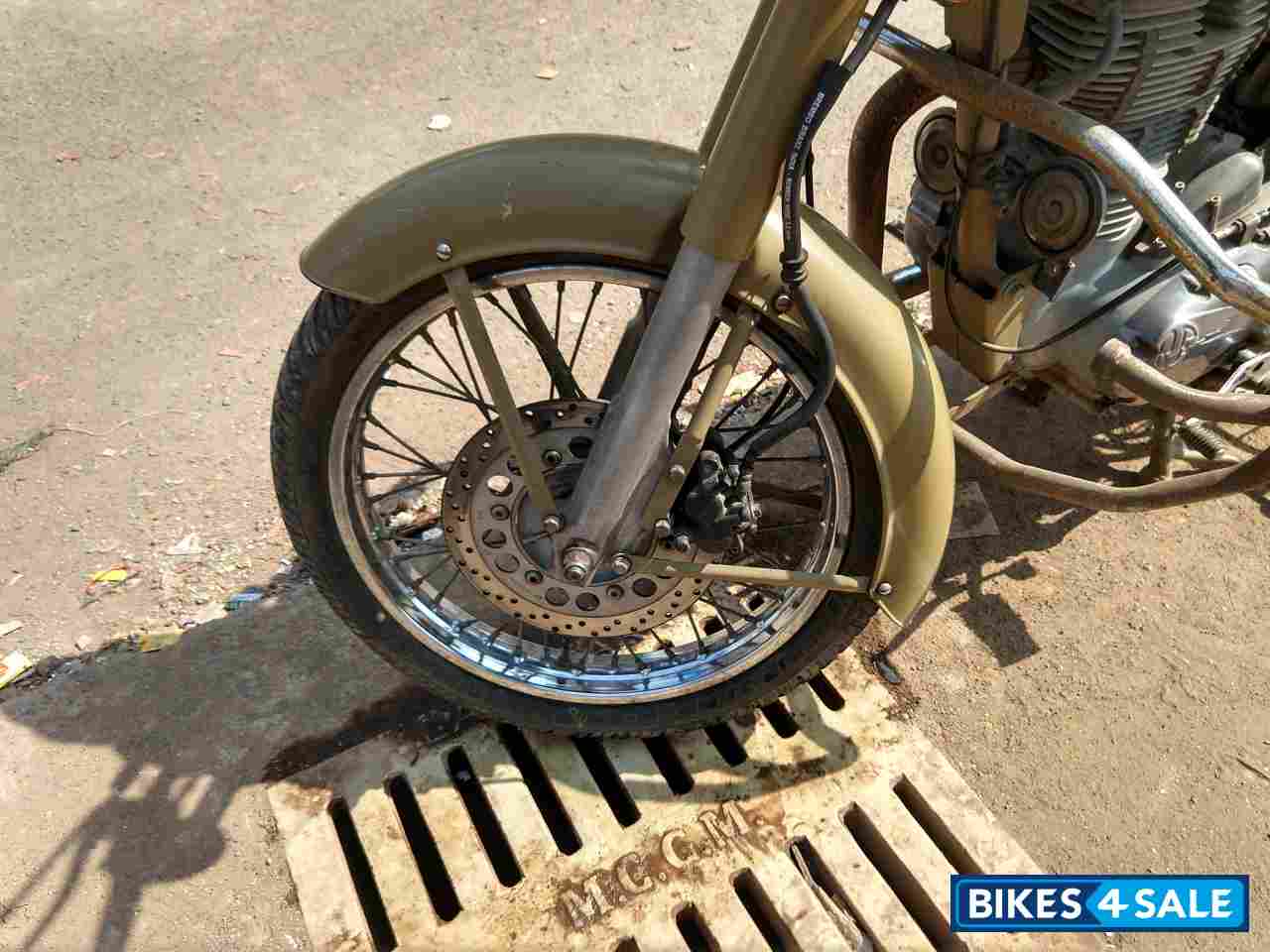 Royal Enfield Classic 500