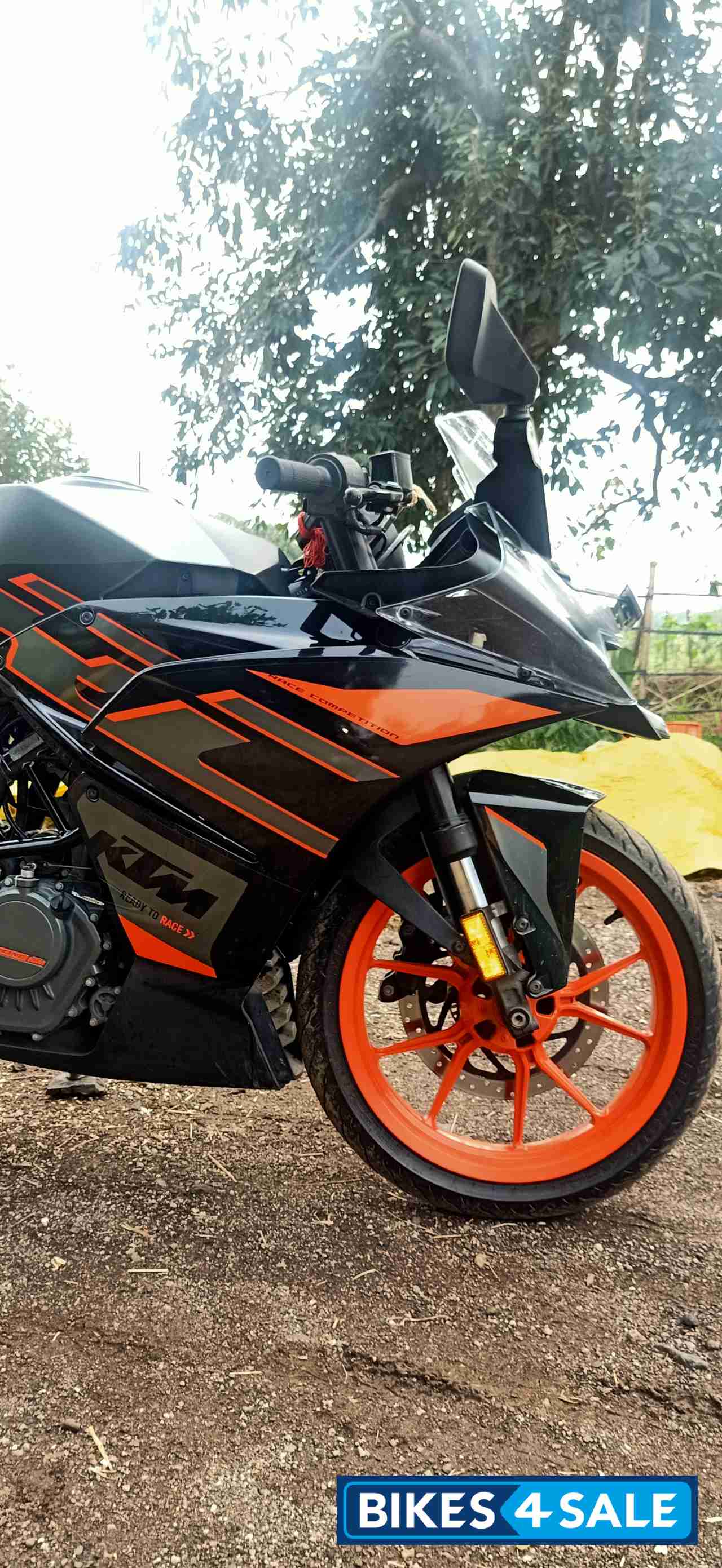Black KTM RC 200 2020 Black KTM RC 200 2020