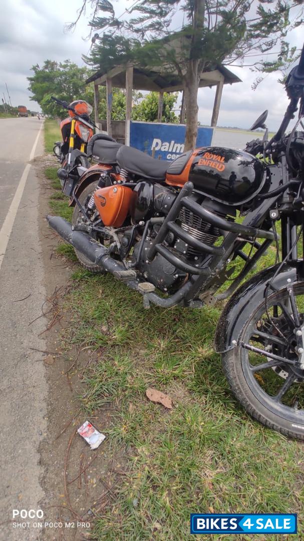 Orange Black Royal Enfield Classic 350 2021