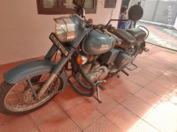 Royal Enfield Classic Squadron Blue