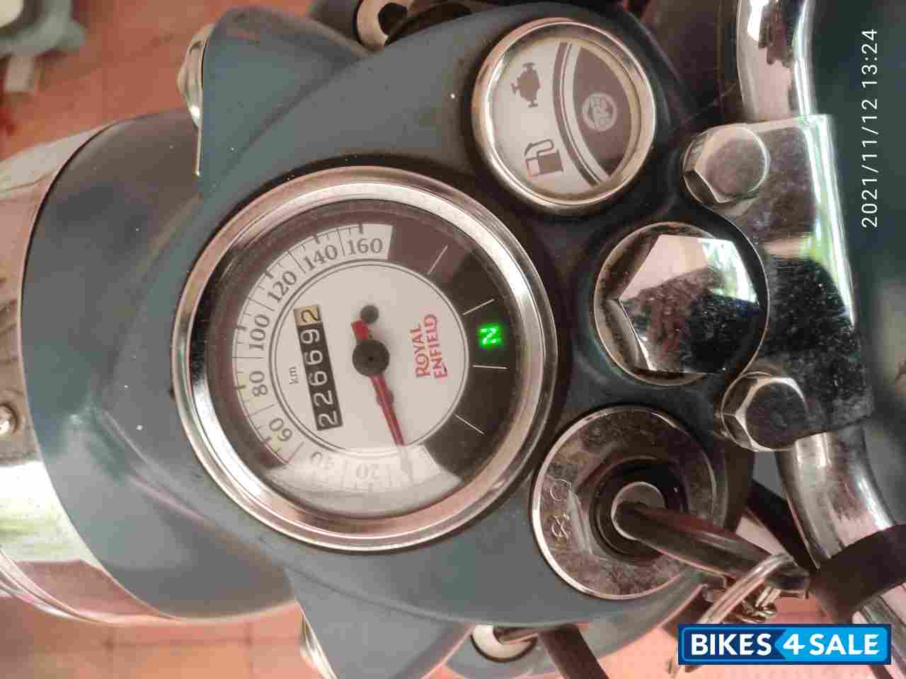 Royal Enfield Classic Squadron Blue