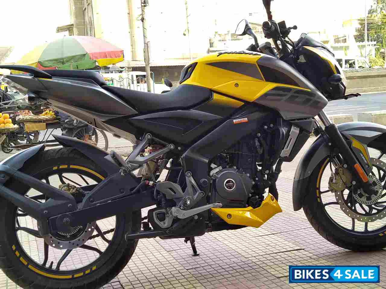 Yellow Bajaj Pulsar NS 200 BS6