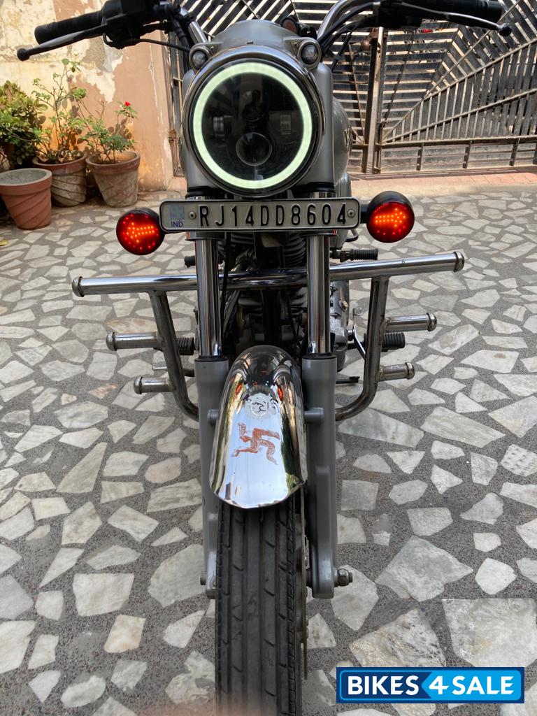 Silver Royal Enfield Bullet Electra Twinspark Silver Royal Enfield Bullet Electra Twinspark