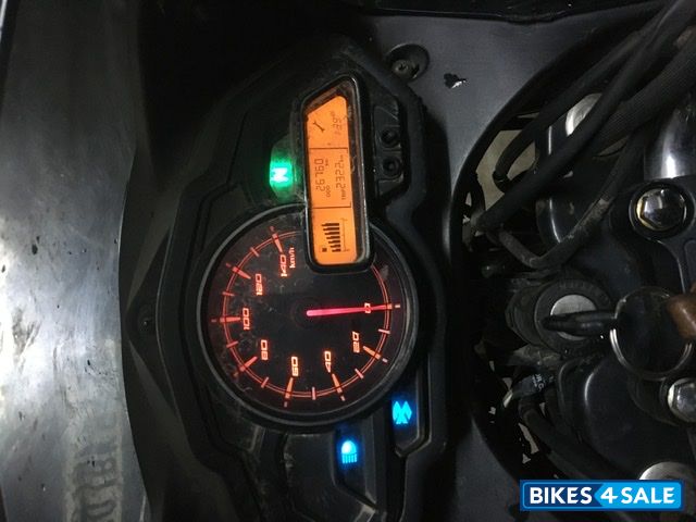 Black Bajaj Discover 150 F