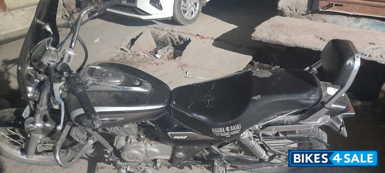 Bajaj Avenger Cruise 220