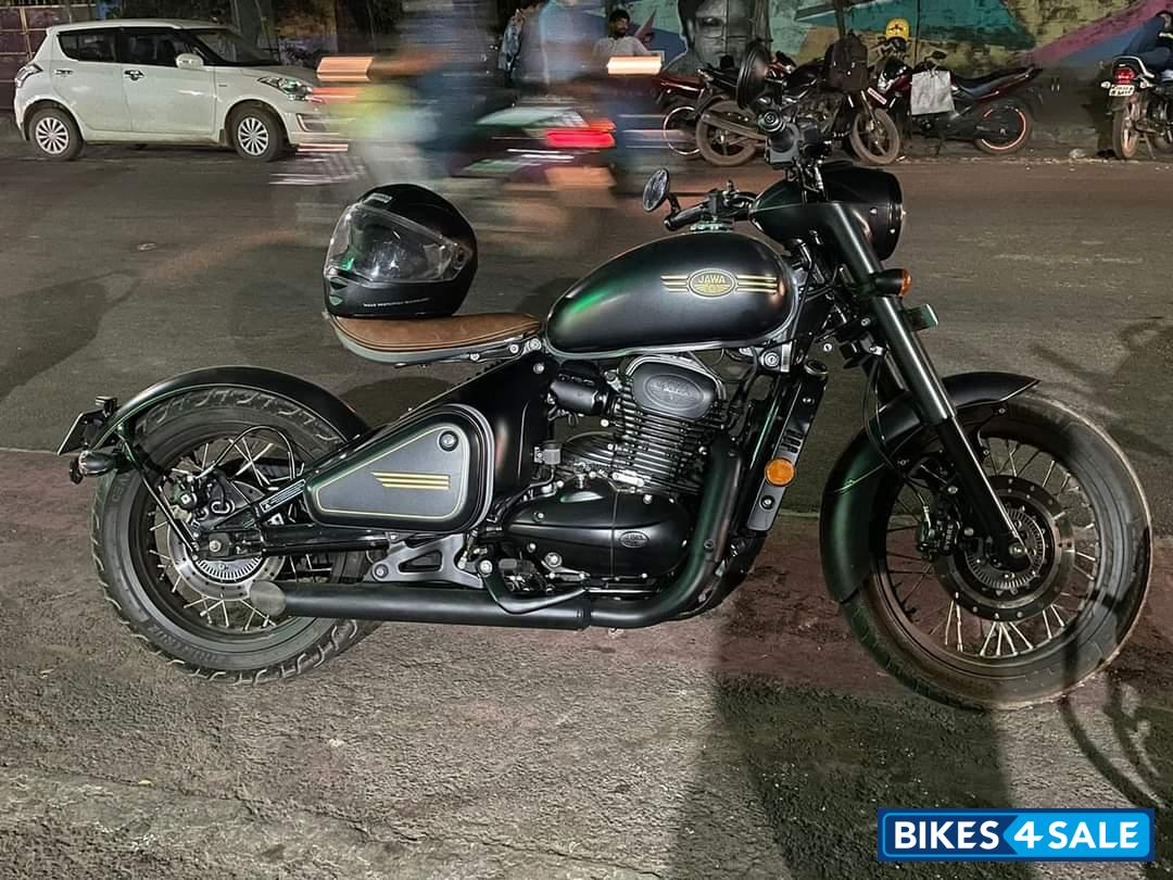 Matt Black Jawa Perak BS6