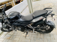 Black Bajaj Pulsar 200 NS