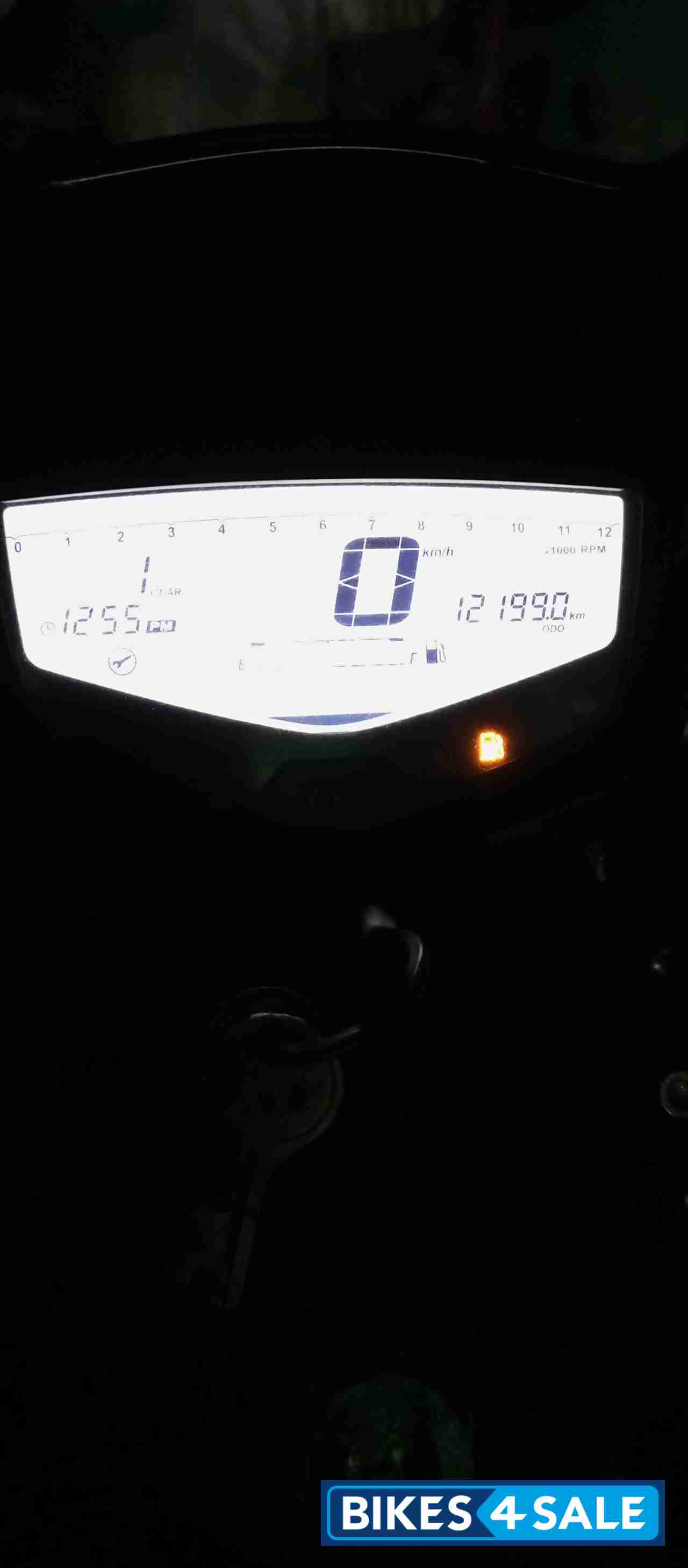 TVS Apache RTR 200 4V