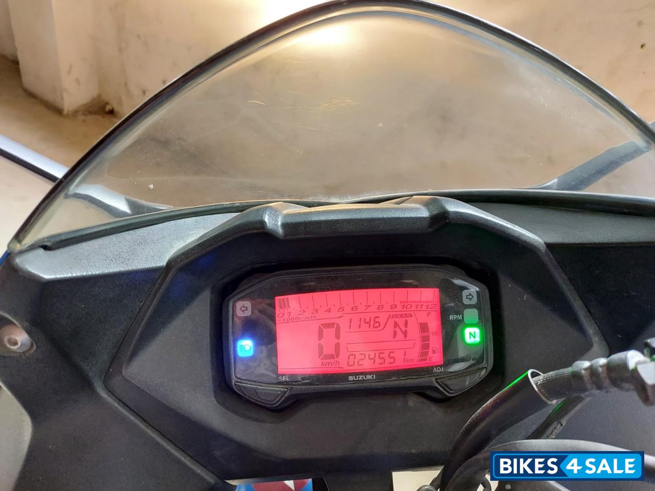 Racing Blue Suzuki Gixxer SF