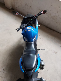 Racing Blue Suzuki Gixxer SF