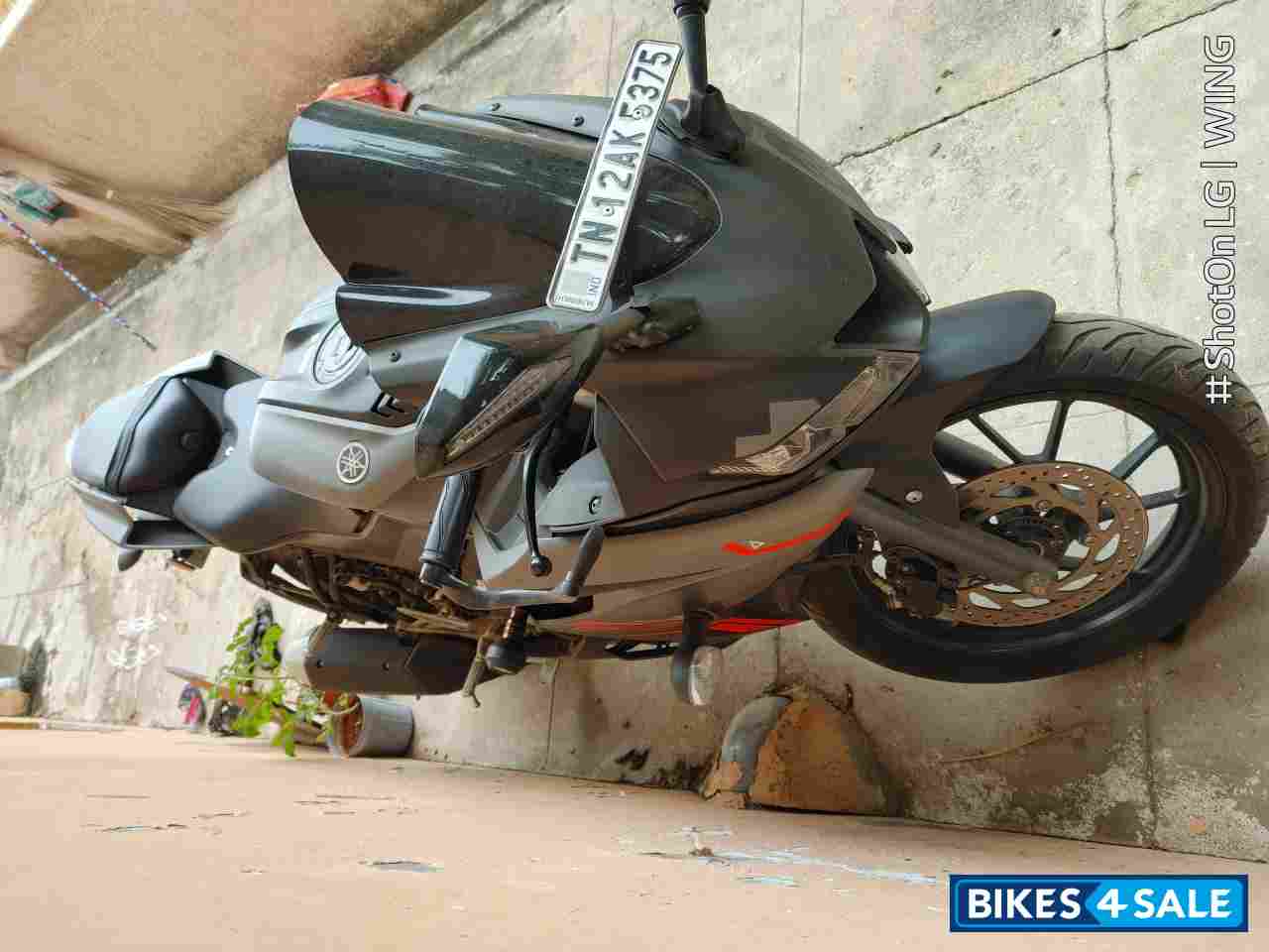 Metallic Grey Yamaha YZF R15 V3 BS6