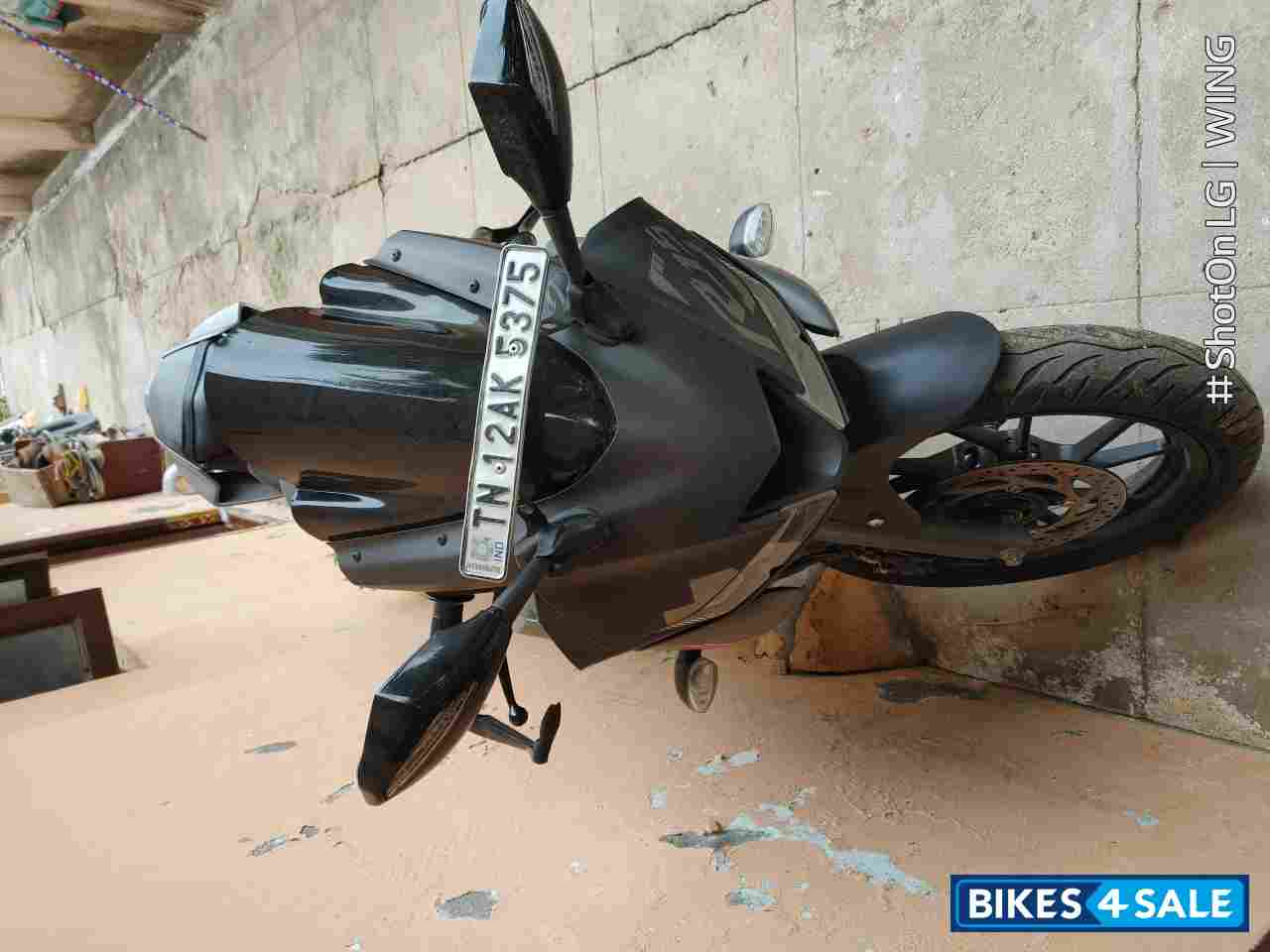 Metallic Grey Yamaha YZF R15 V3 BS6