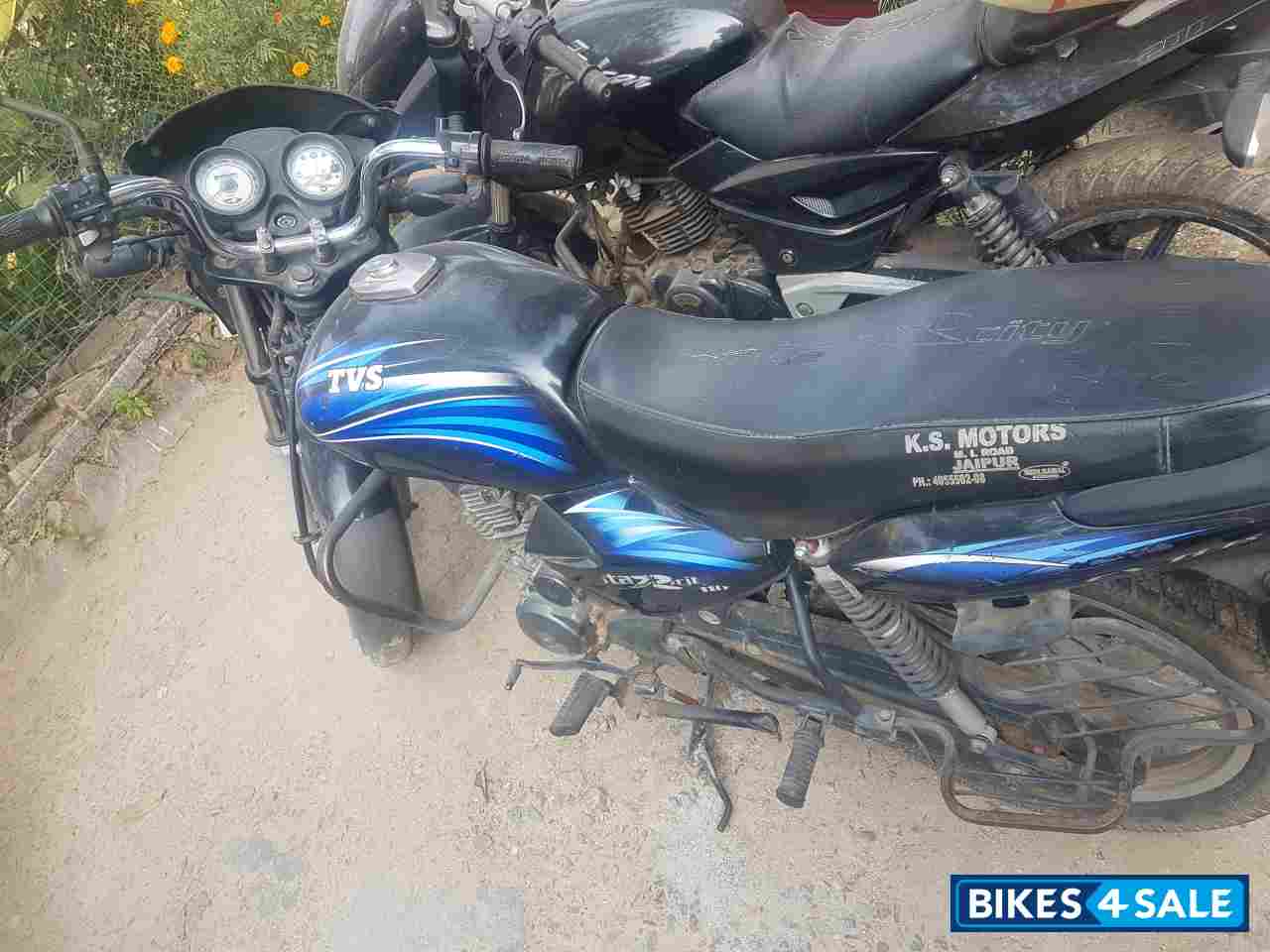 Blue And Black TVS Star City