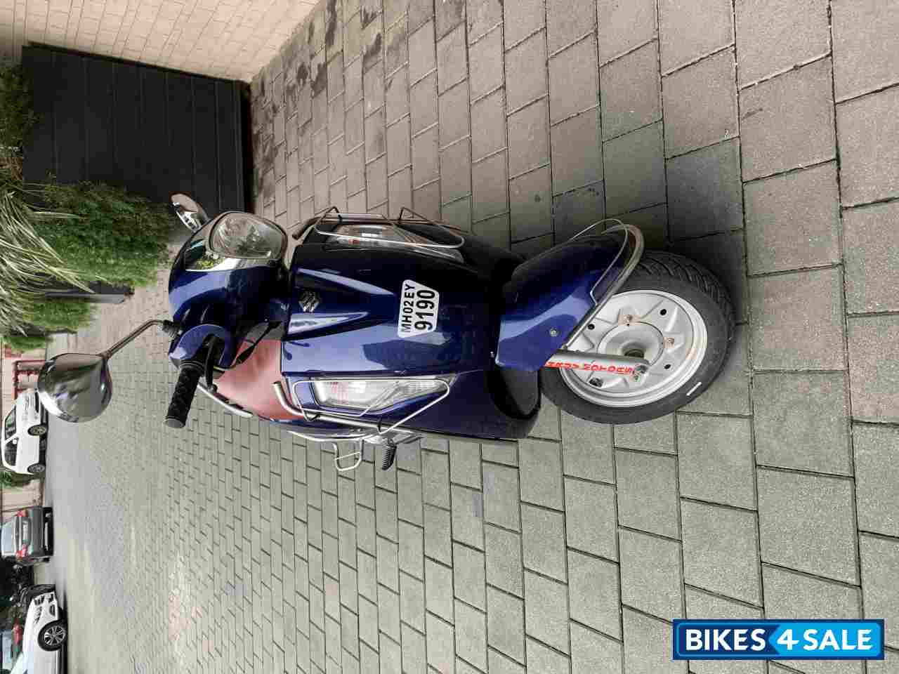 Blue Suzuki Access 125 CBS