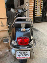 Vespa LX 125