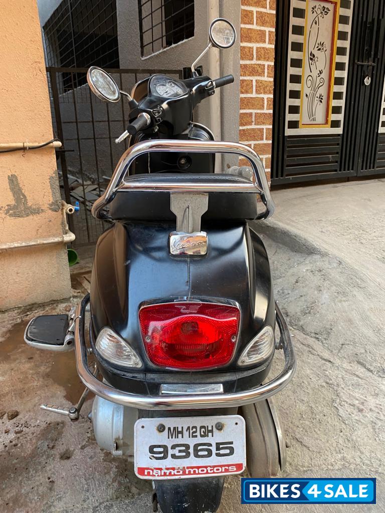 Vespa LX 125