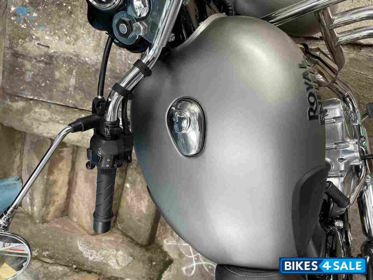 Gunmetal Grey Royal Enfield Classic 350 Dual Channel BS6
