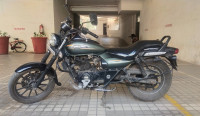 Bajaj Avenger Street 220