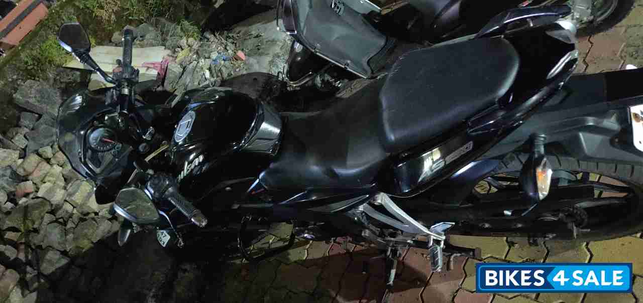 Black Bajaj Pulsar AS 150