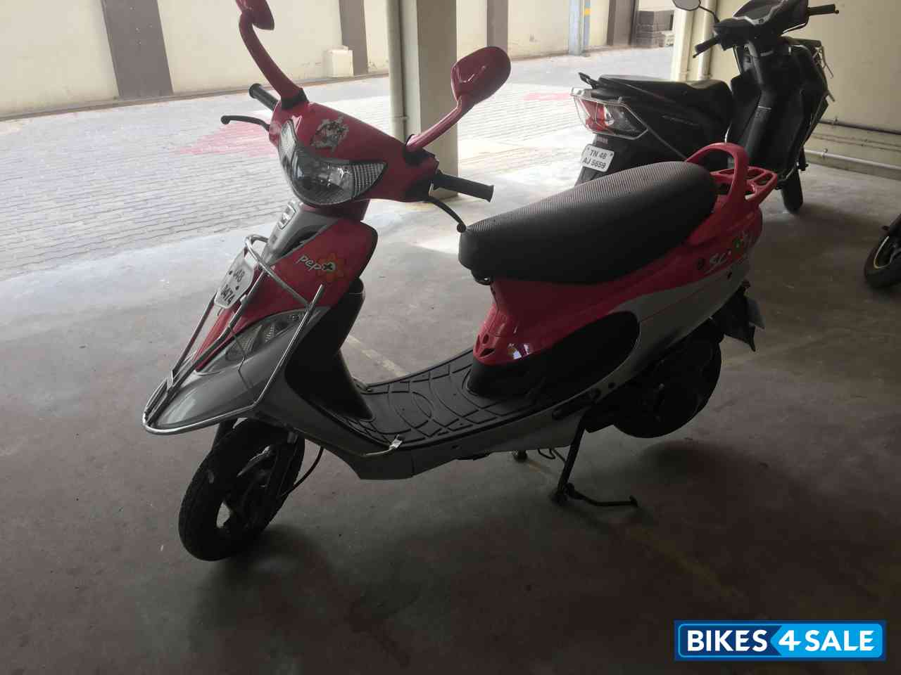 Silver TVS Scooty Pep Plus
