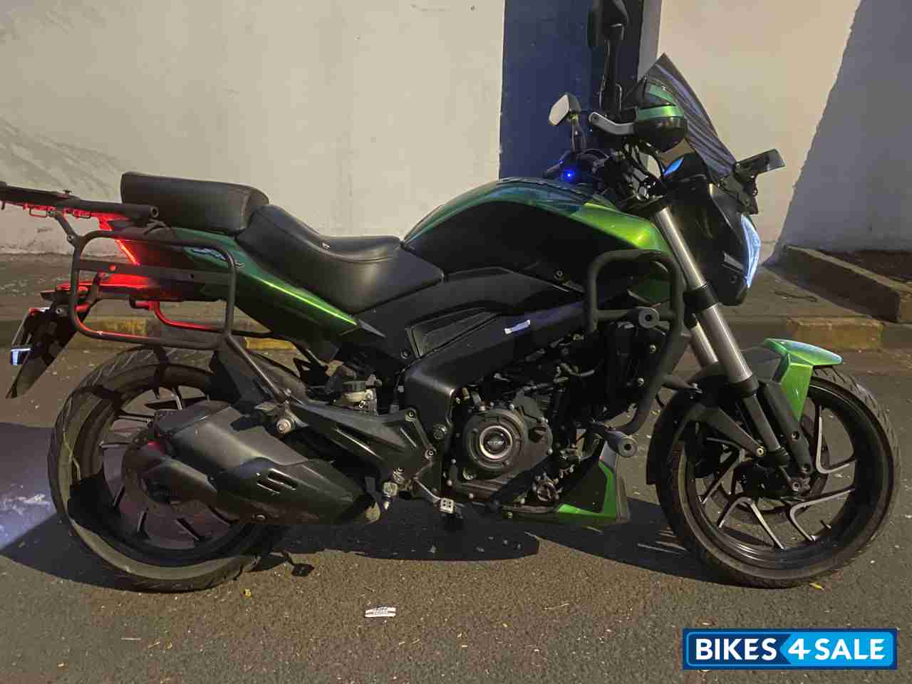 Bajaj Dominar 400