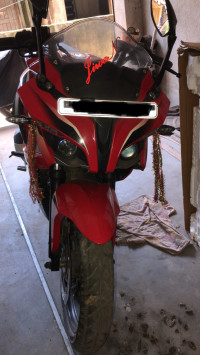 Bajaj Pulsar RS 200