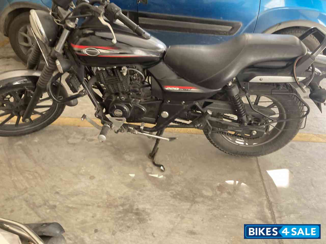 Bajaj Avenger Street 220