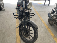Bajaj Avenger Street 220