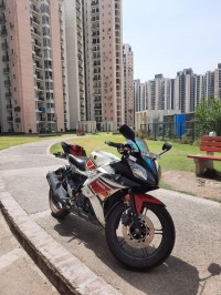 Yamaha YZF R15 V2 2012 Model