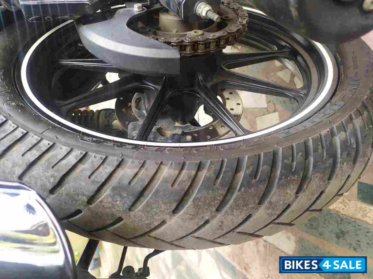 White Royal Enfield Thunderbird X 350