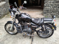 Black Royal Enfield Thunderbird 500