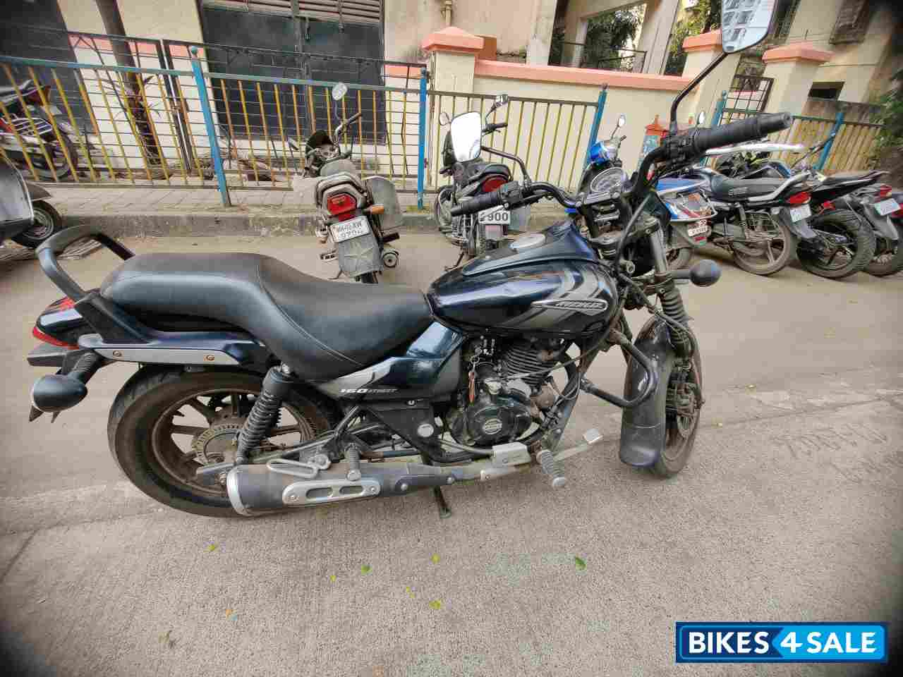 Bajaj Avenger Street 160