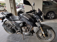 Matt Black TVS Apache RTR 200 4V