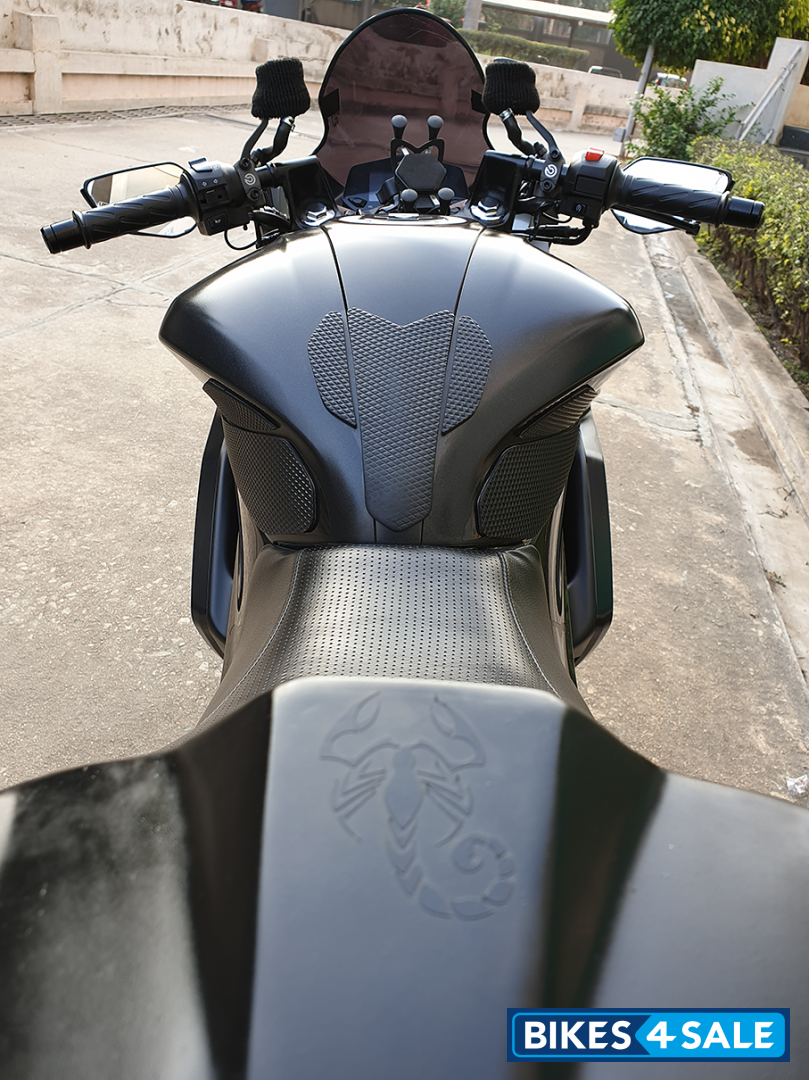 Matte Black Suzuki Gixxer SF 250