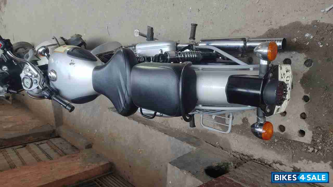 Silver Royal Enfield Classic Classic 350