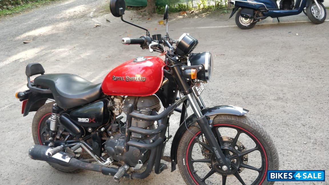 Red Royal Enfield Thunderbird X 350
