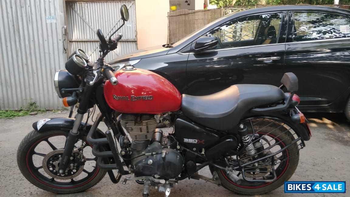 Red Royal Enfield Thunderbird X 350