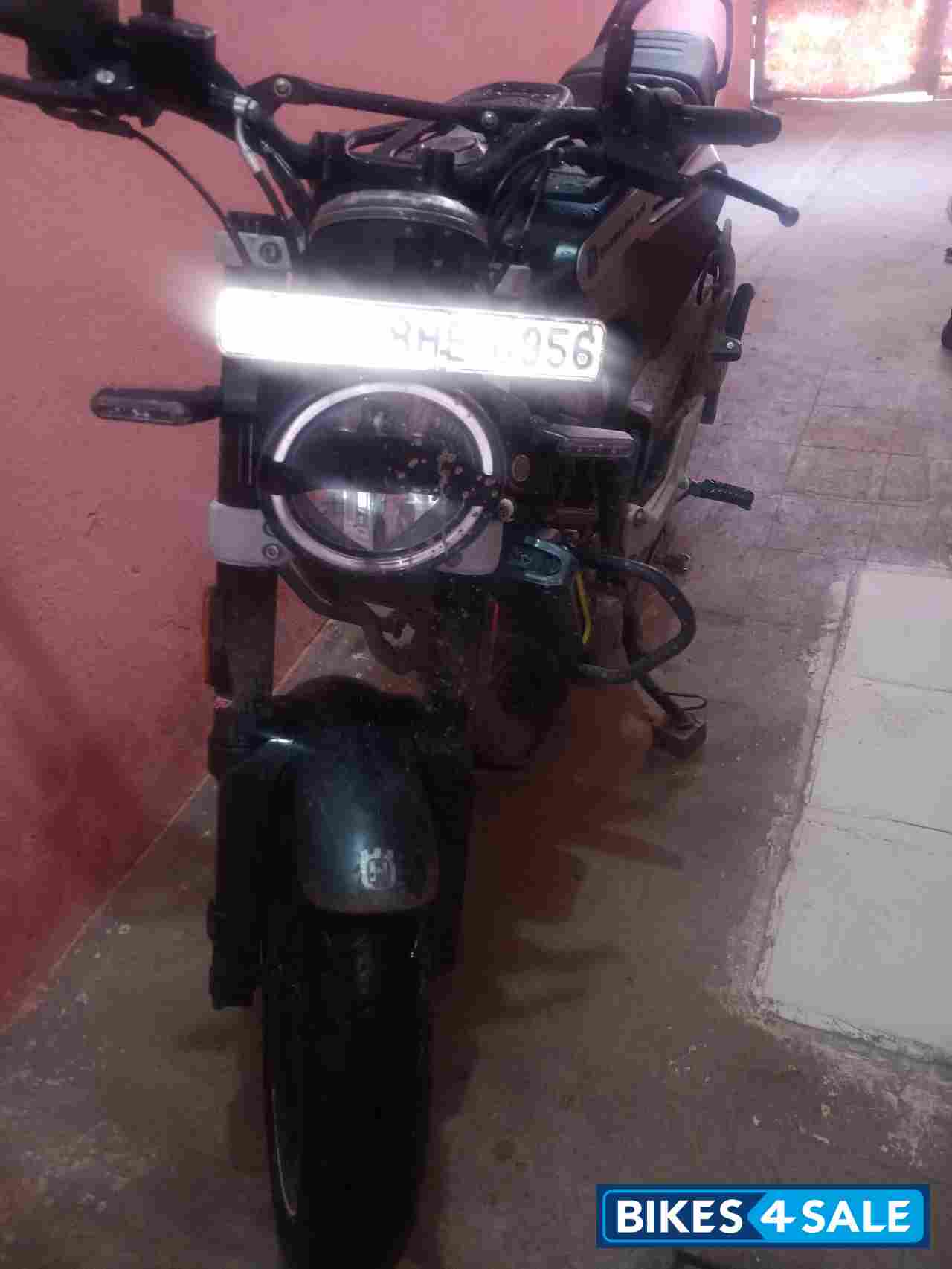 Husqvarna Svartpilen 250 2020