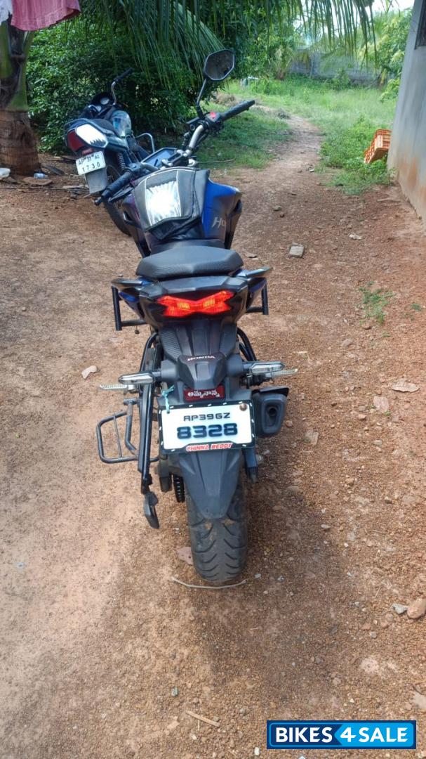 Blue Honda Hornet 2.0