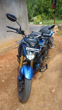 Blue Honda Hornet 2.0