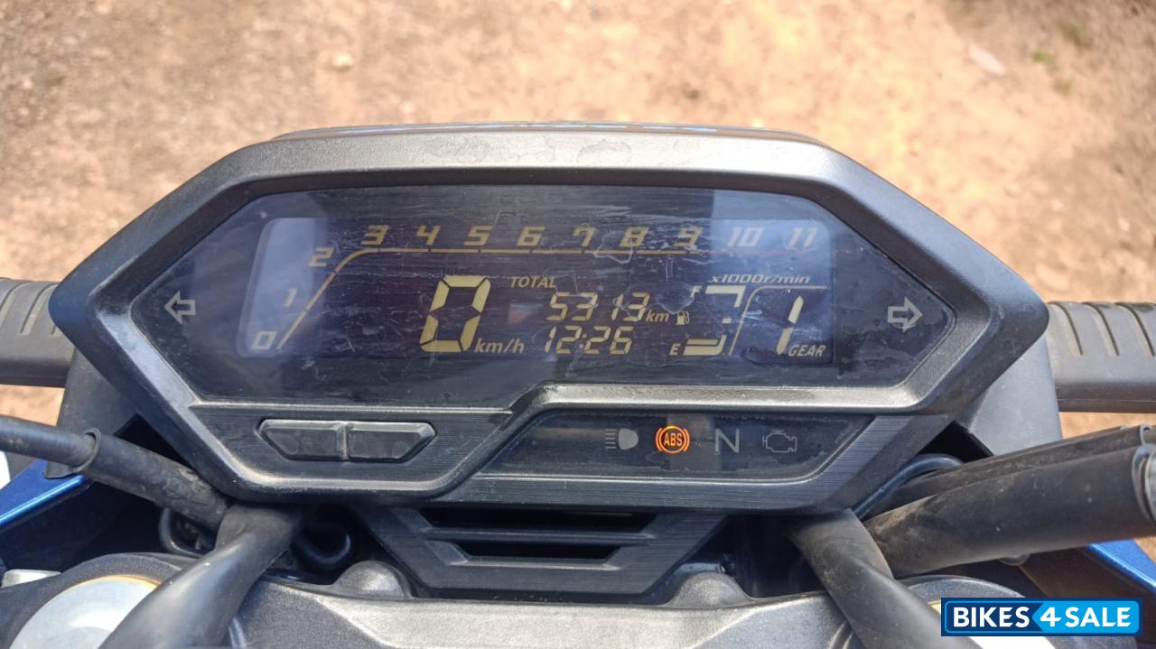 Blue Honda Hornet 2.0