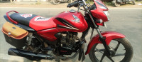 Red Honda CB Shine