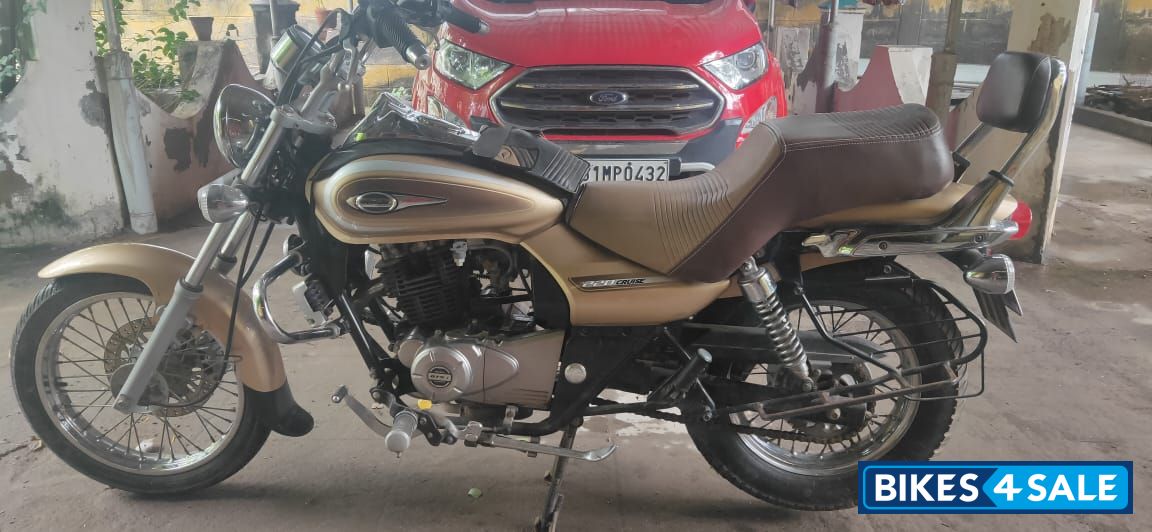 Bajaj Avenger Cruise 220