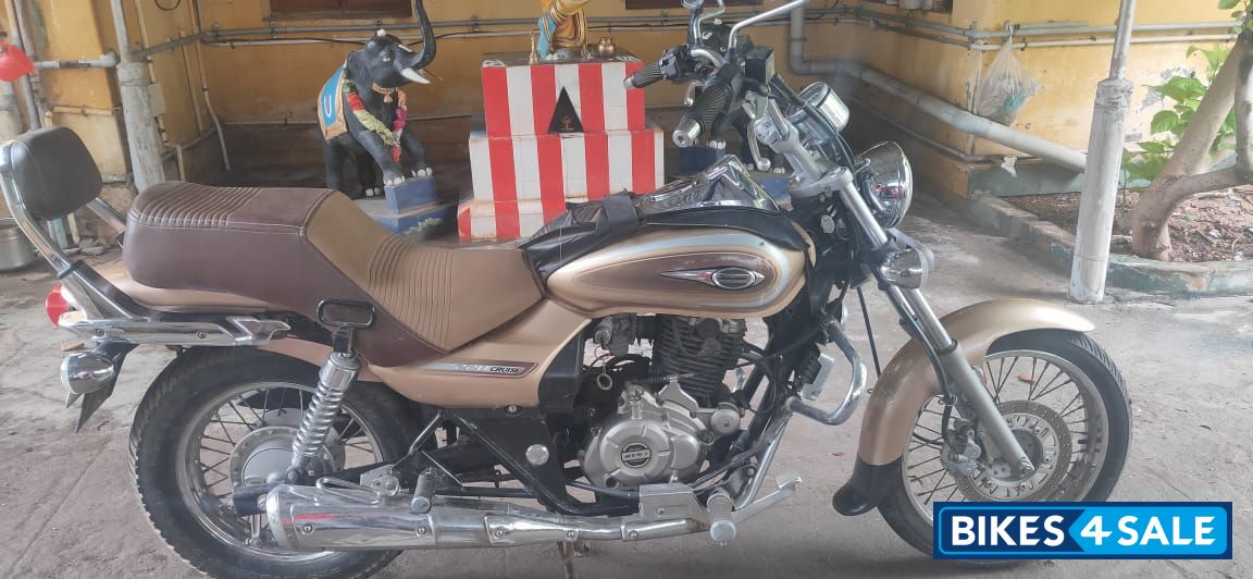 Bajaj Avenger Cruise 220