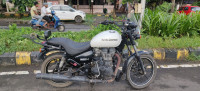 White Royal Enfield Thunderbird X 350