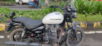 White Royal Enfield Thunderbird X 350