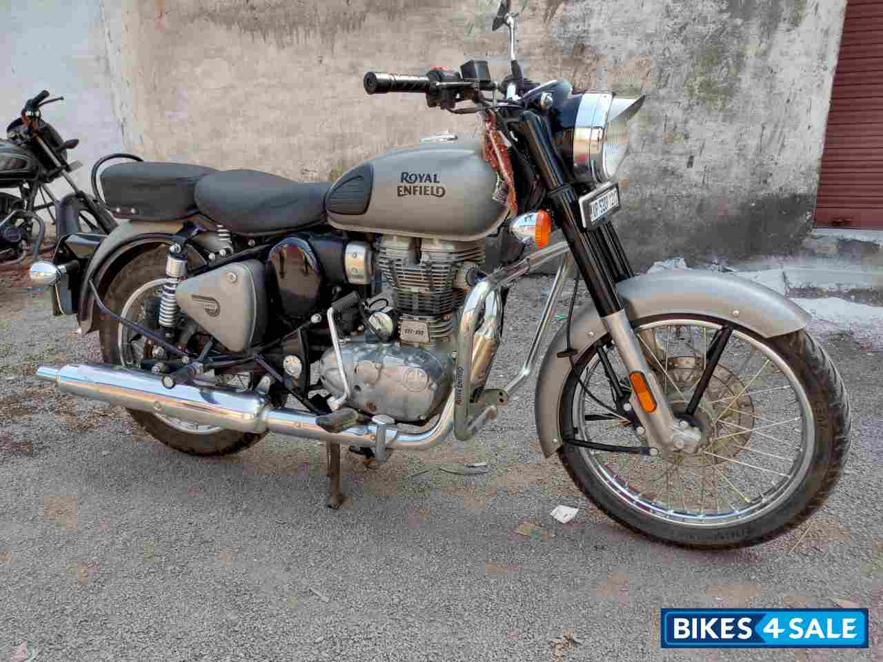 Royal Enfield Classic Gunmetal Grey Royal Enfield Classic Gunmetal Grey