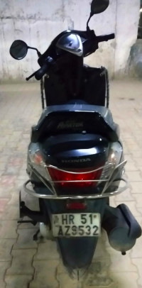 Black Honda Aviator