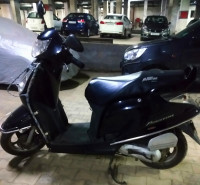 Black Honda Aviator