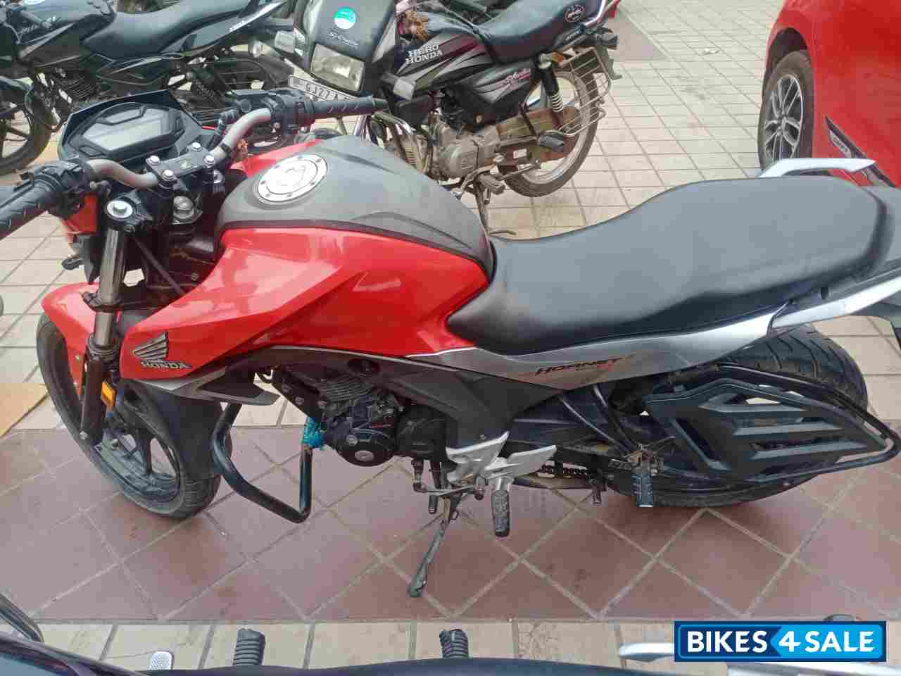 Honda CB Hornet 160R